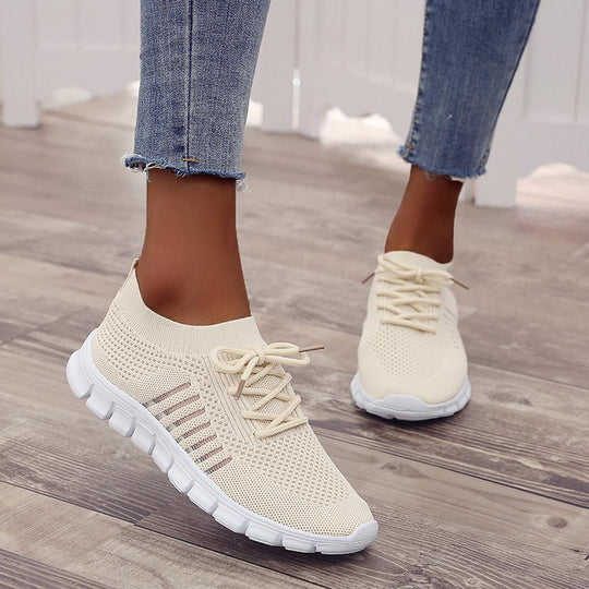 Kolorowe damskie sneakersy wsuwane, lekkie obuwie sportowe idealne na wiosnę i lato.