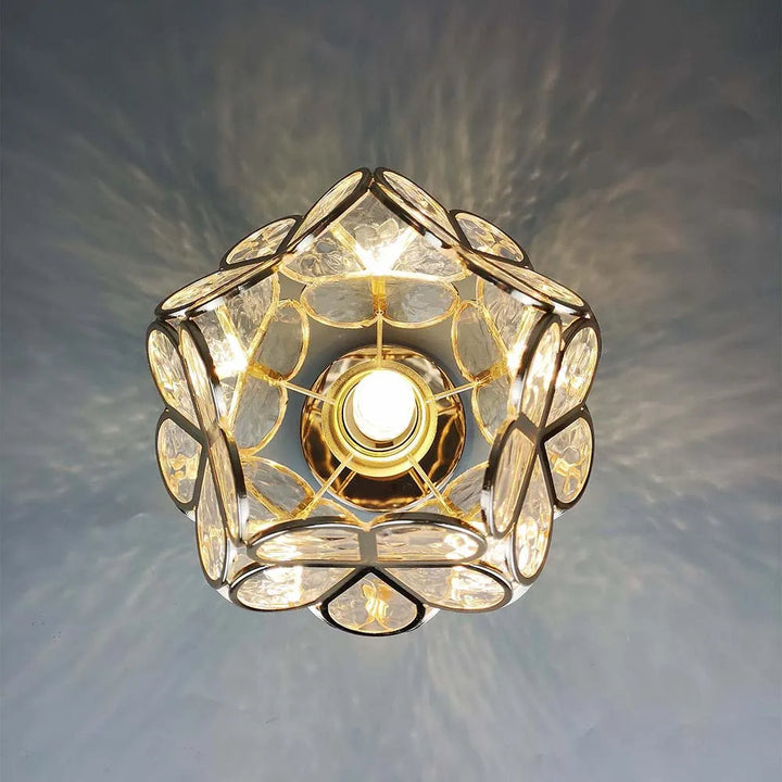 Nowoczesna lampa sufitowa z kwiatowym designem. Stylowe oświetlenie wnętrz. Idealna do każdego pomieszczenia.