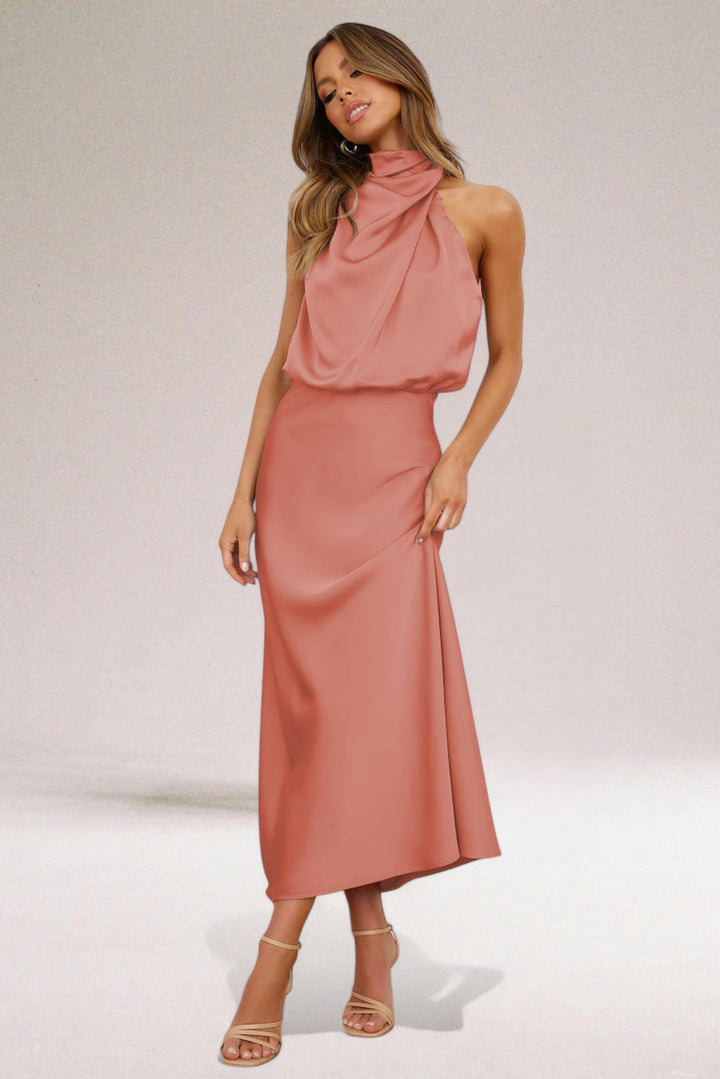 Wieczorowa sukienka damska midi halter, podkreślająca sylwetkę, idealna na eleganckie wyjścia.