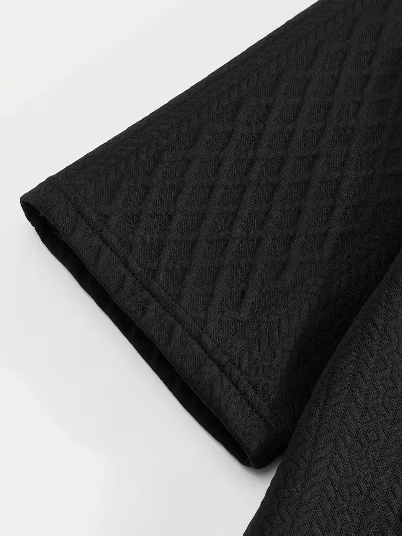 Granatowy męski zestaw lounge polo. Miękki materiał, stylowy wygląd, wygoda noszenia.