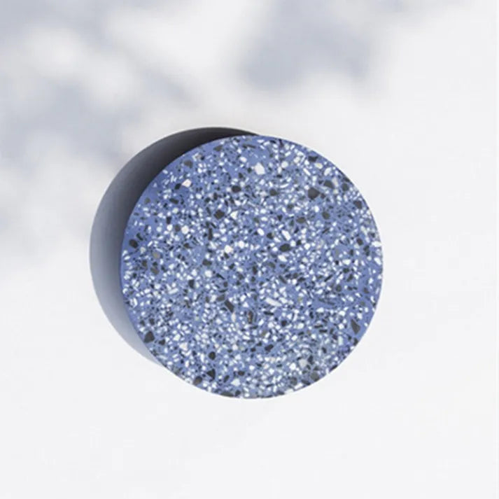 Wysokiej jakości lampa ścienna LED terrazzo. Nowoczesny design skandynawski, idealna do stylowej dekoracji wnętrza.