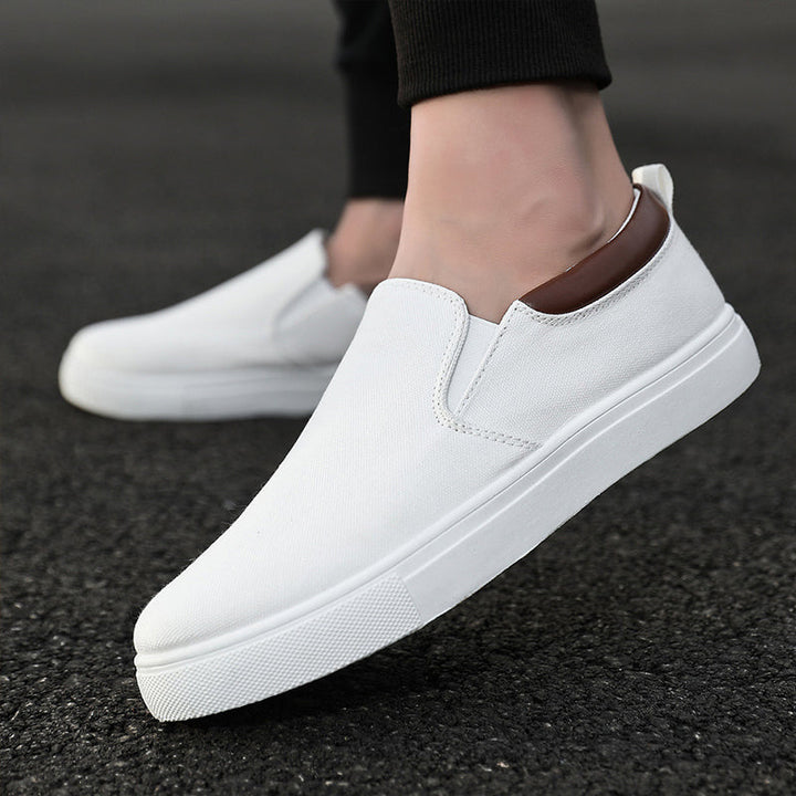 Płócienne buty męskie slip-on Lennard, wygodne sneakersy bez sznurówek, idealne na ciepłe dni.