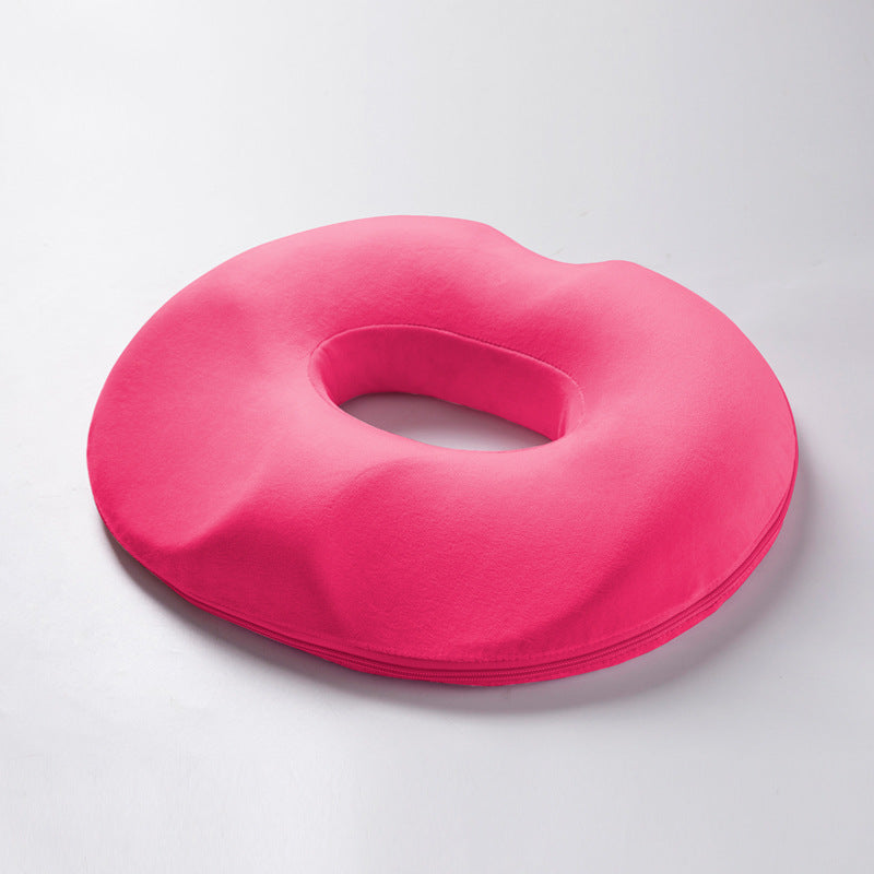 Poduszka ortopedyczna z wycięciem na kość ogonową. Ulga w bólu, ergonomiczny komfort siedzenia w biurze, domu.