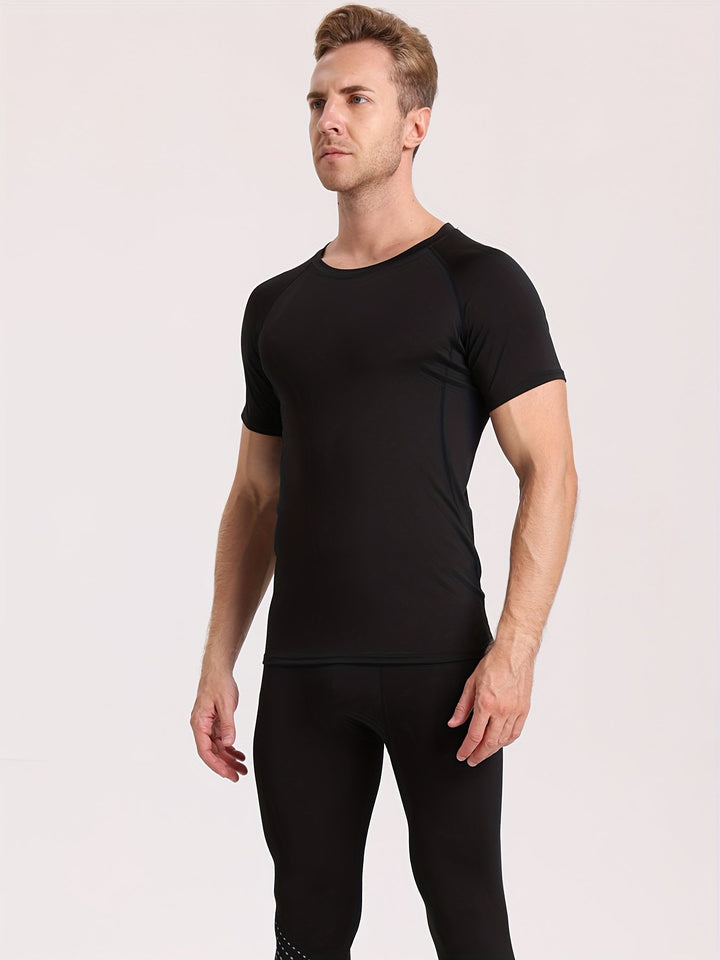 Koszulka kompresyjna męska z krótkim rękawem, skinny fit, dla aktywnego mężczyzny.