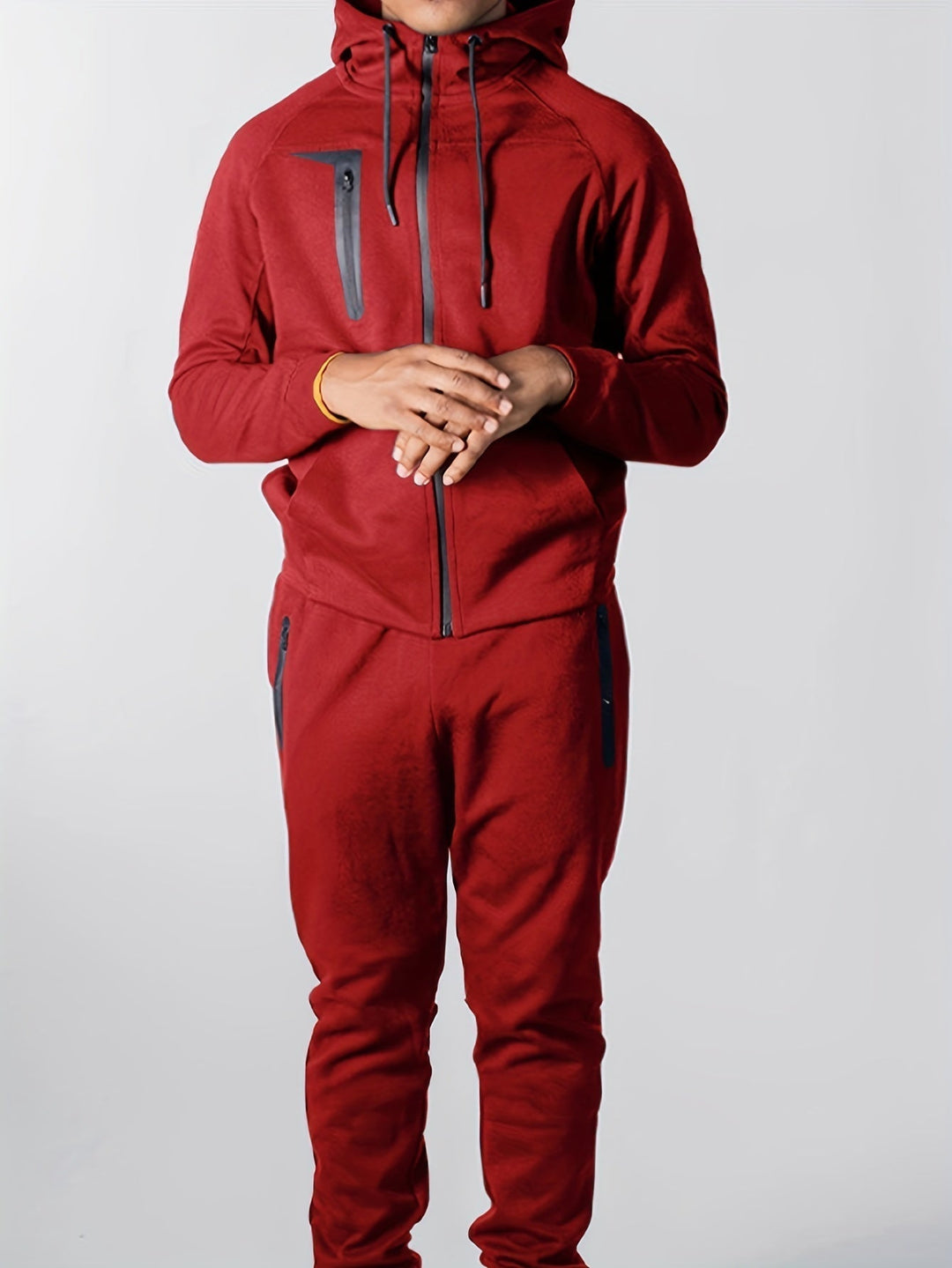 Dres męski Ruben. Elegancki komplet dresowy w sportowym stylu. Bluza z kapturem i spodnie dresowe na co dzień.