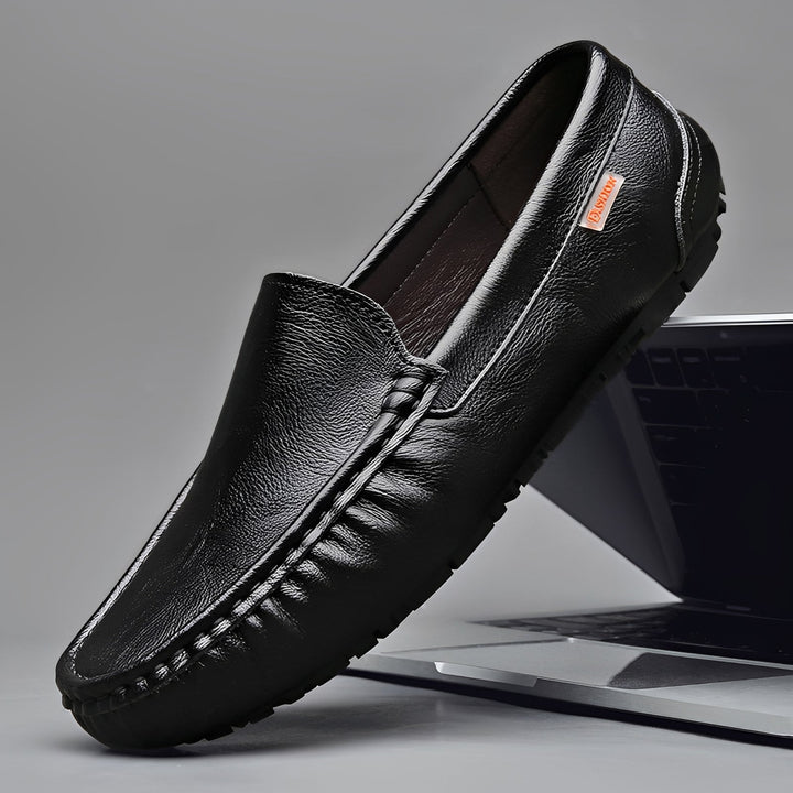 Uniwersalne męskie buty wizytowe. Eleganckie i wygodne obuwie męskie, pasujące do wielu stylizacji formalnych i casualowych.