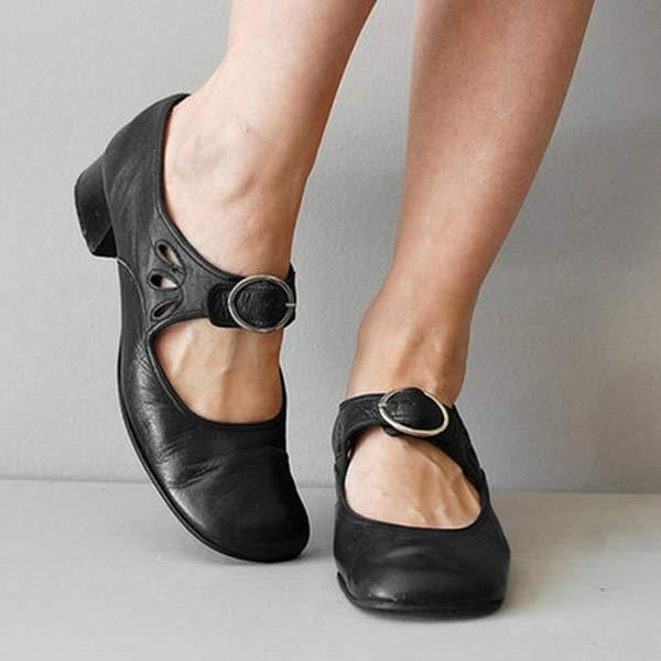 Klasyczne damskie buty na niskim obcasie. Eleganckie i komfortowe obuwie idealne na co dzień oraz do pracy.