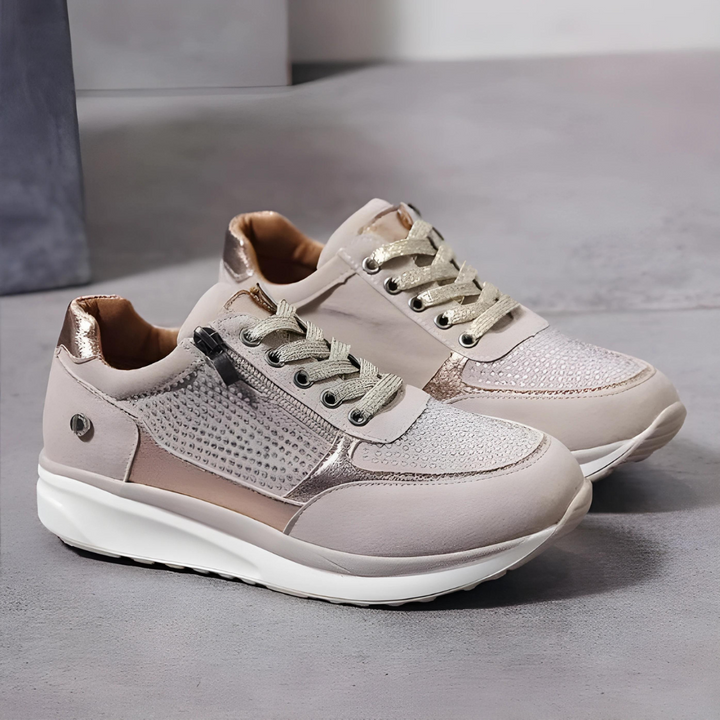 Modne damskie sneakersy sportowe z grubą podeszwą. Wygodne obuwie codzienne, doskonałe do miejskich stylizacji.