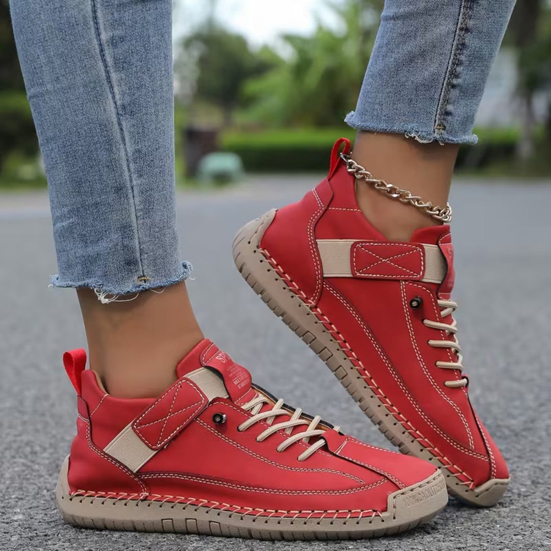 Modne granatowe buty ortopedyczne dla kobiet, z oddychającą siateczką.