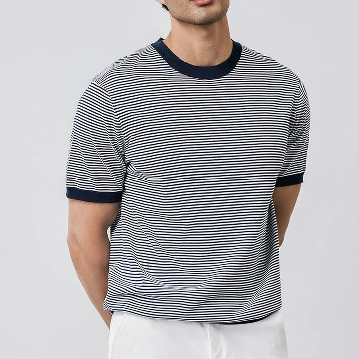 Stylowa męska koszulka prążkowana, granatowo-zielona, slim fit. Idealna do mody casual.