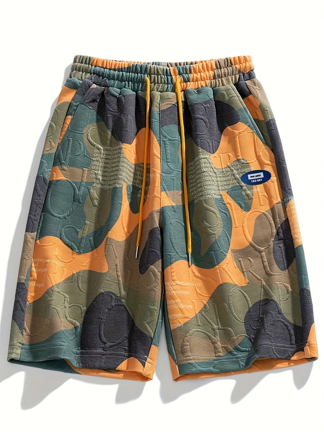 Wygodne szorty męskie w kamuflażu, elastyczne. Idealne na codzienne lato, styl streetwear.