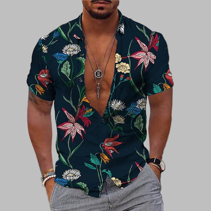 Biała męska koszula plażowa z kwiatowym nadrukiem, krótki rękaw. Stylowa, przewiewna, modna na letnie dni.