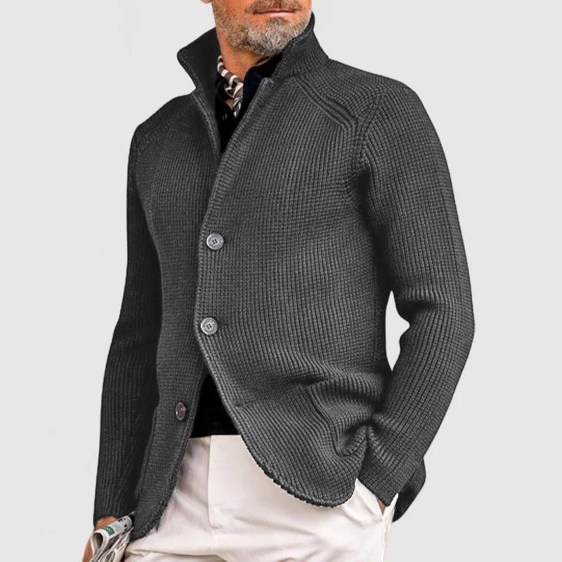 Stylowy męski kardigan Maurice, modny sweter na jesień i zimę. Połączenie elegancji i komfortu.