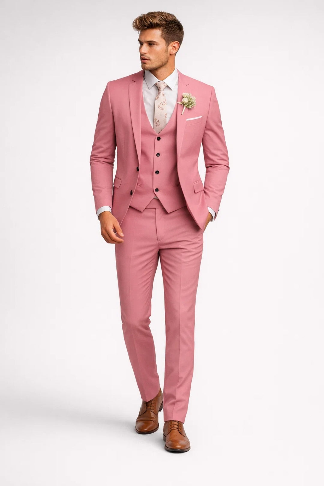Jasnozielony męski garnitur slim fit, 3-częściowy. Idealny na wiosenne i letnie wesele oraz eleganckie przyjęcia.