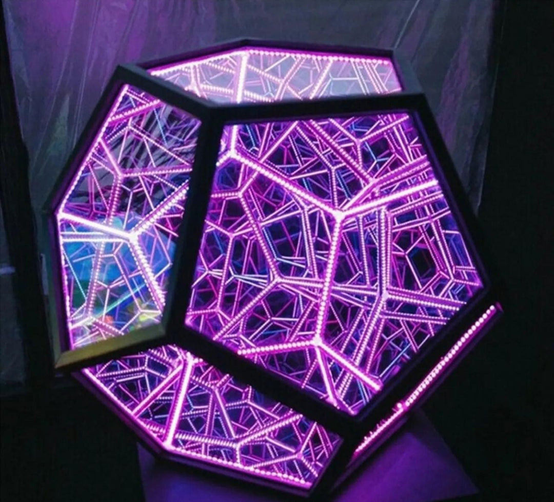 Lampa Kula LED 3D, oświetlenie nastrojowe z iluzją głębi. Unikalny element dekoracyjny do domu.