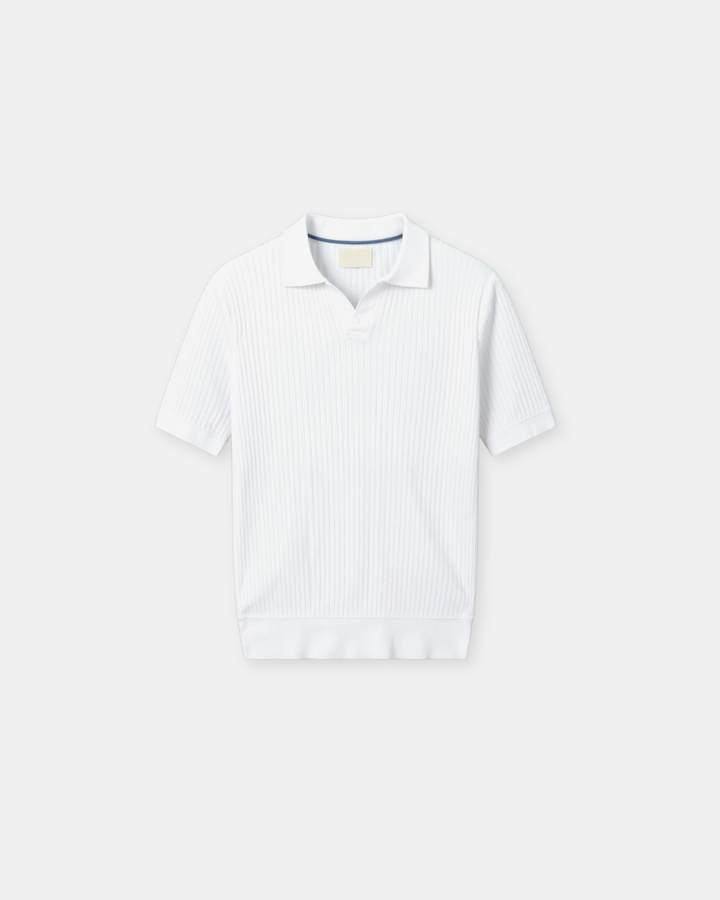 Eleganckie męskie polo slim fit z unikalnej teksturowanej dzianiny. Idealne na wiosnę i lato, styl casual.