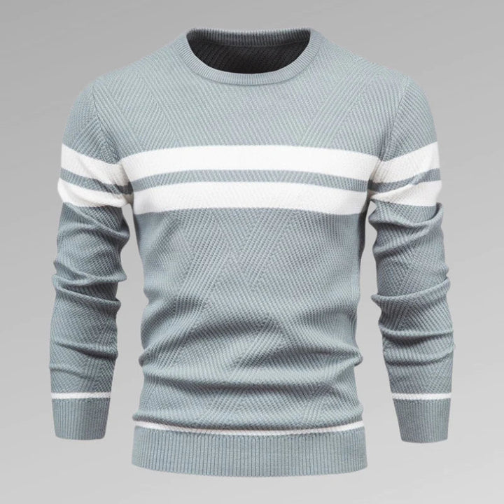 Męski sweter w paski Fabio z okrągłym dekoltem. Elegancki i komfortowy sweter męski na jesień/zimę, styl casual.