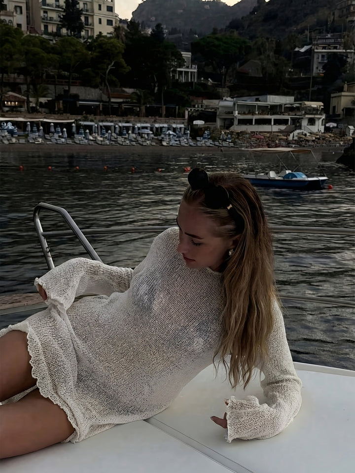 Sukienka na wakacje, mini ażurowa dzianina, damska, lekka i swobodna na plażę.