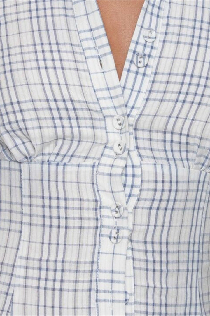 Damska bluzka polo slim fit z marszczeniami i kołnierzykiem, idealna na upalne lato.