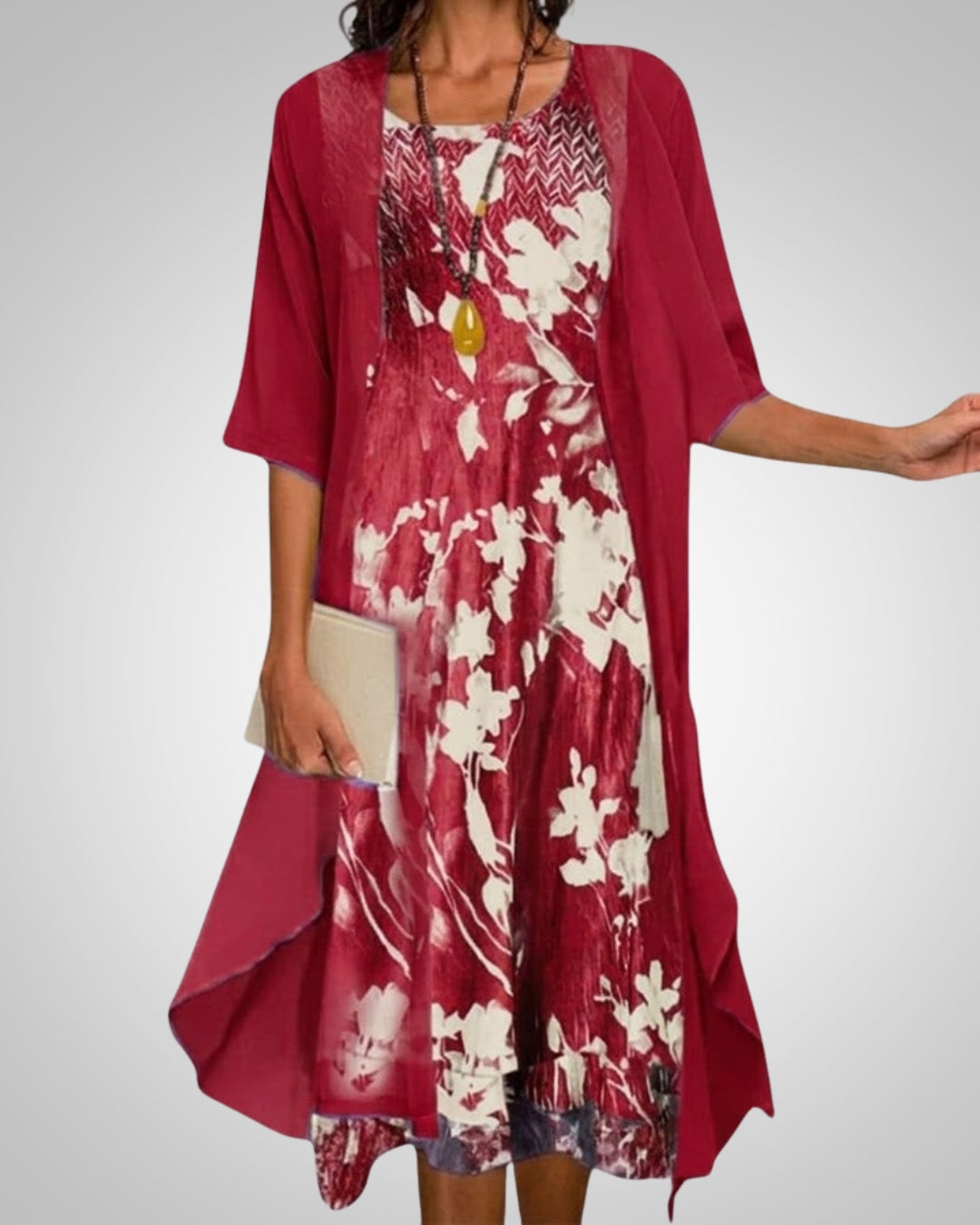 Stylowy komplet damski: sukienka midi boho z kwiatami i kardigan. Modna stylizacja na wiele okazji. Wygoda i szyk.