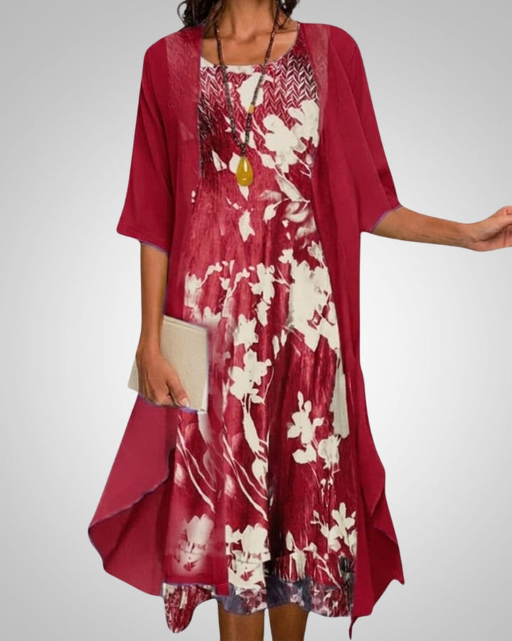 Stylowy komplet damski: sukienka midi boho z kwiatami i kardigan. Modna stylizacja na wiele okazji. Wygoda i szyk.