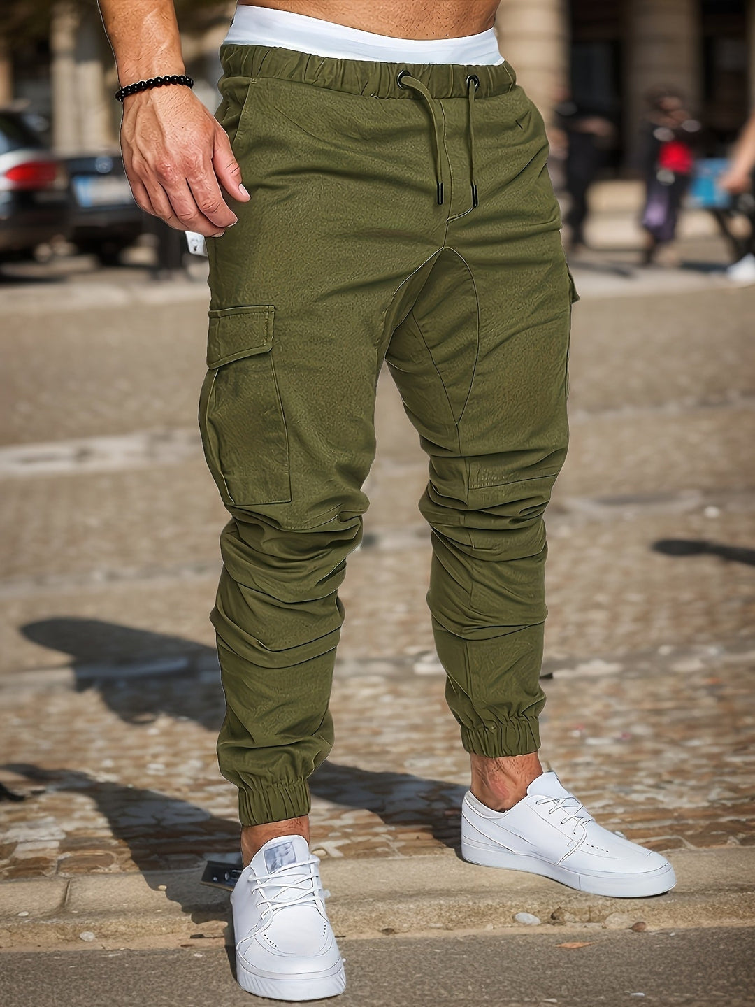 Uniwersalne męskie spodnie jogger cargo. Komfortowe i stylowe, idealne na każdą okazję casualową i streetwear.