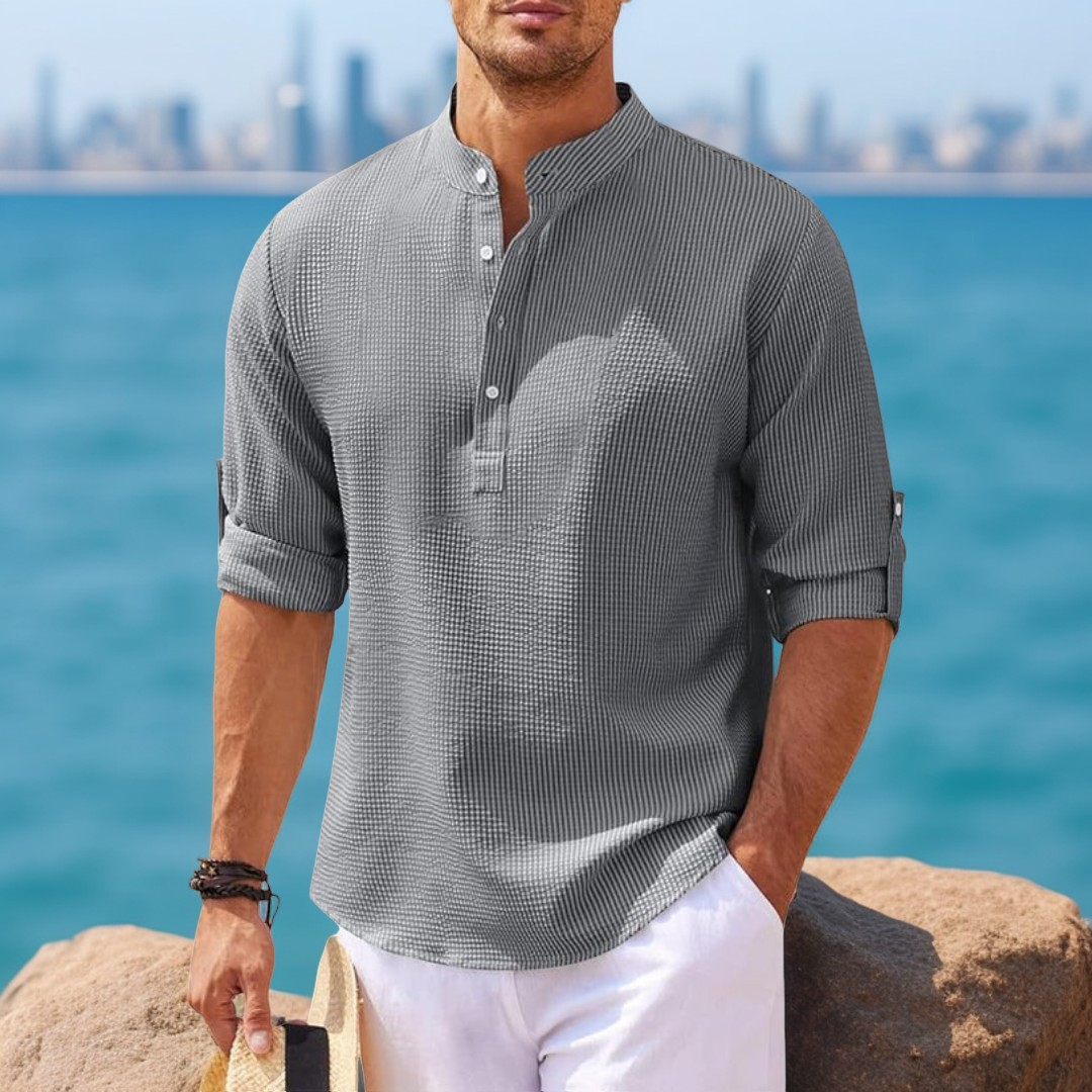 Elegancka męska koszula letnia slim fit. Idealna na smart casual, wygodna i stylowa na upalne dni. Ubrania męskie.