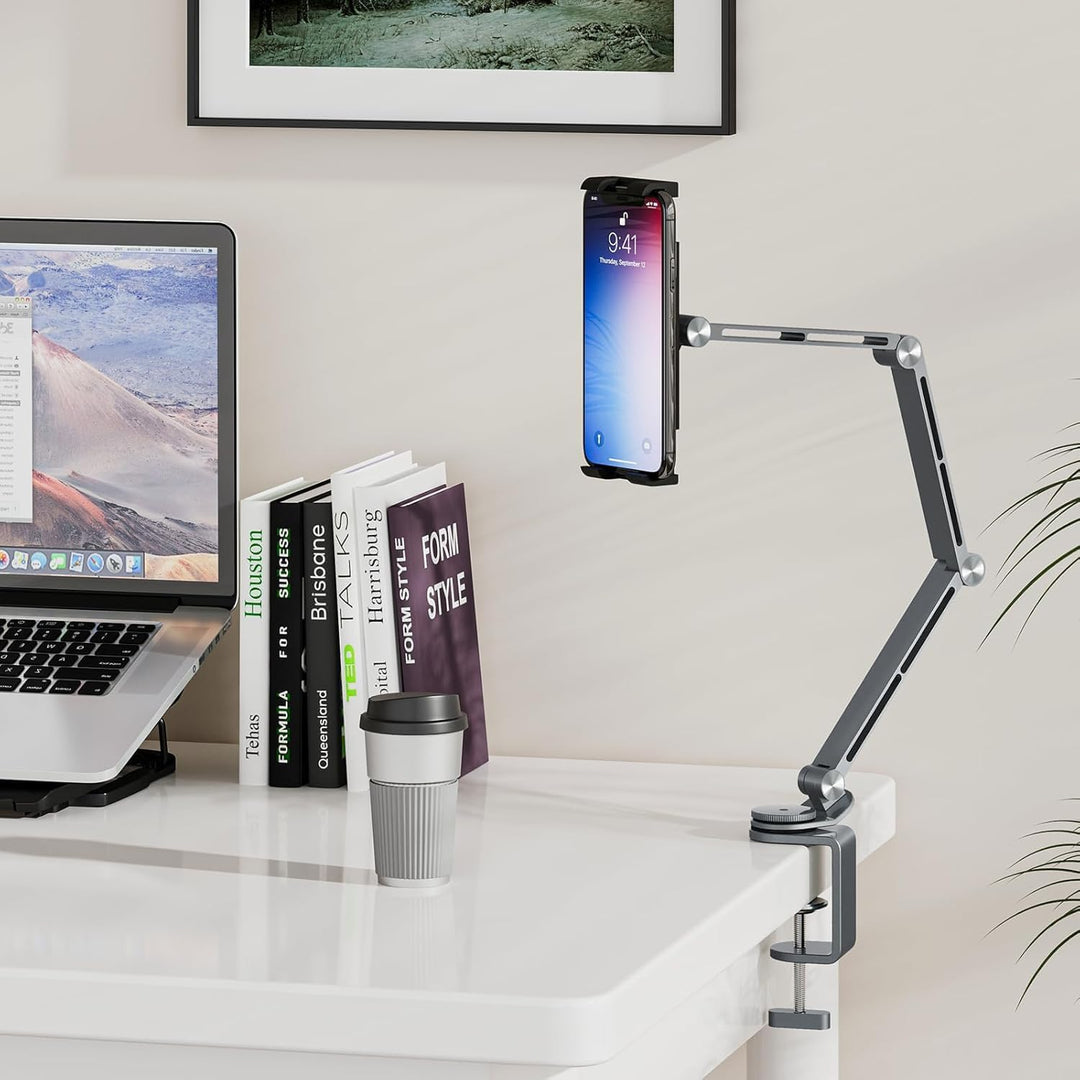 Uniwersalny uchwyt na tablet Movaro z aluminium, regulowany, widok z boku. Mocowanie C-clip.