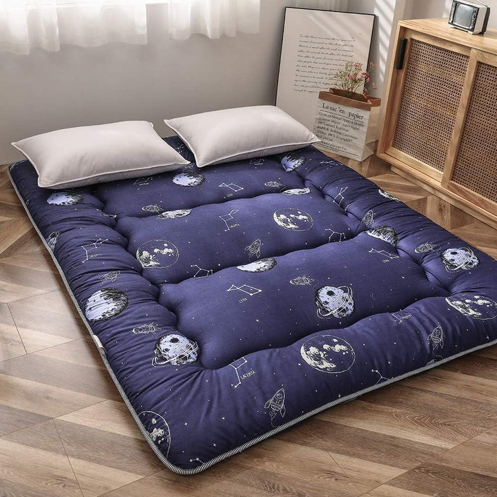 Komfortowy składany materac futon Arivon, pianka pamięciowa, japoński design.