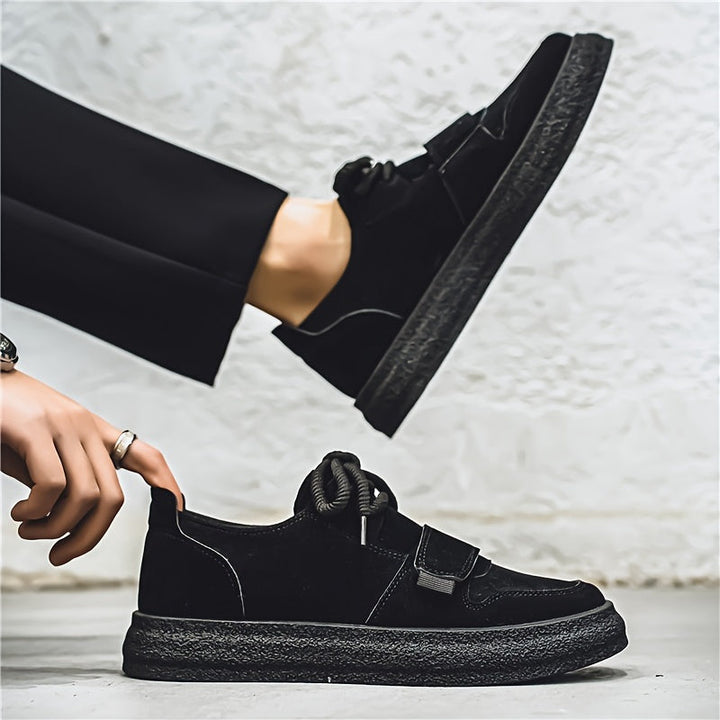 Sneakersy damskie na platformie. Wygodne, modne obuwie do codziennych, wiosenno-jesiennych stylizacji.