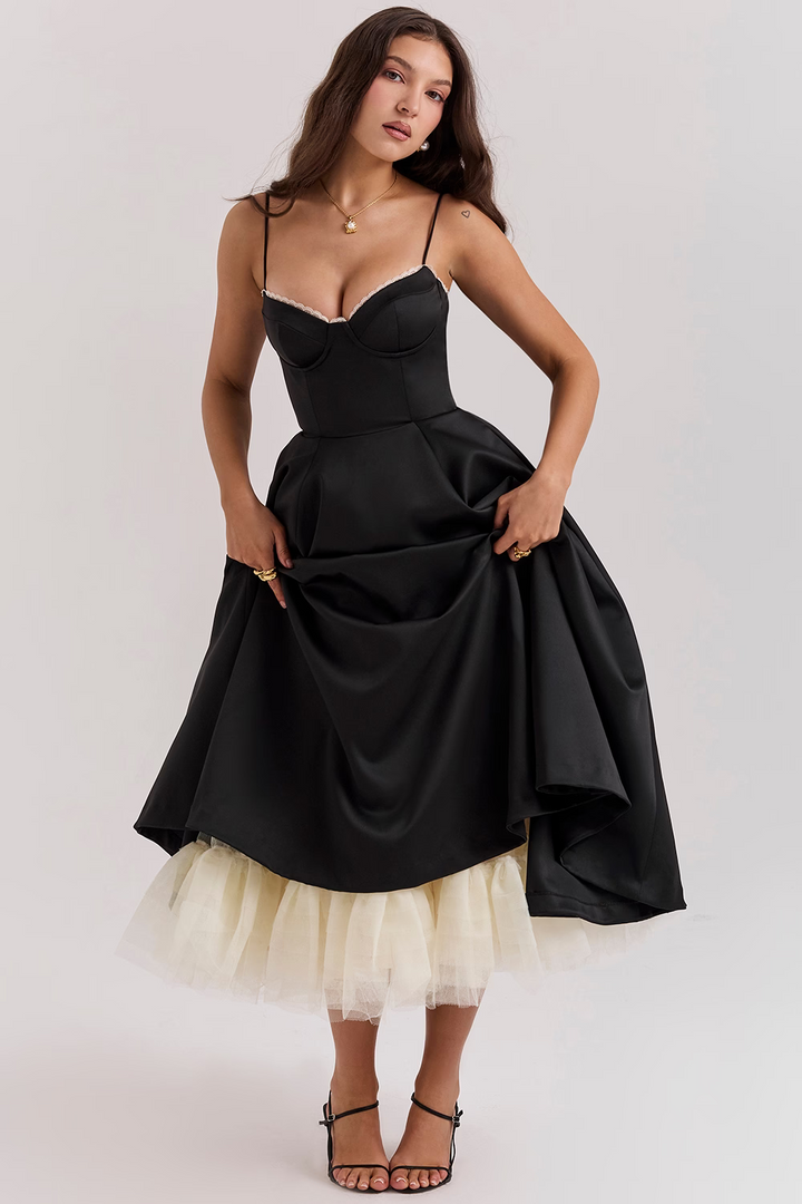 Letnia sukienka midi damska w kwiaty, z cienkimi ramiączkami i eleganckim krojem na wesele.