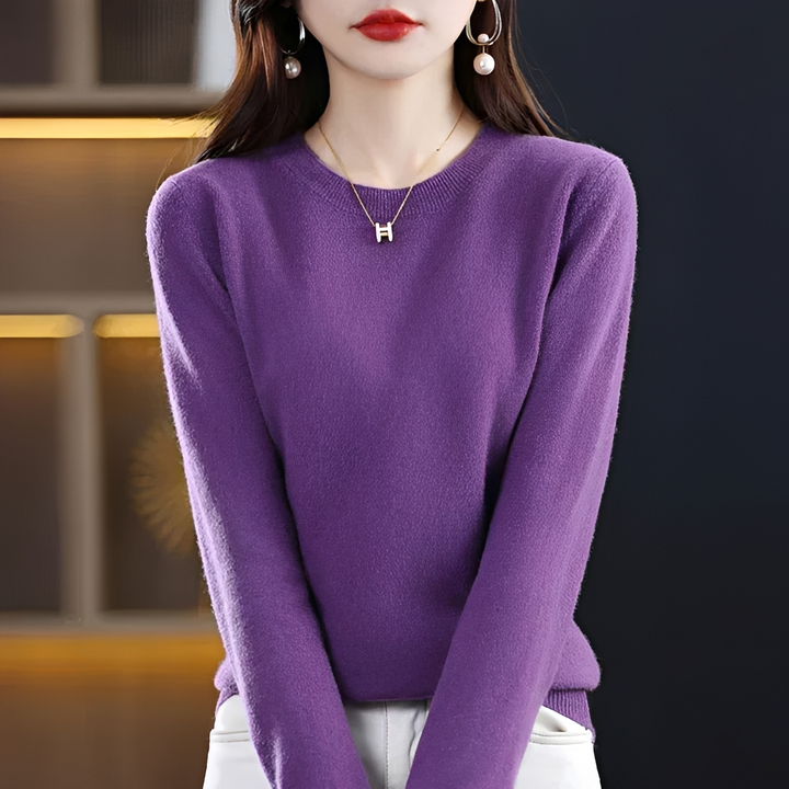 Elegancki sweter damski, modny i ciepły. Idealny pulower na zimę i jesień, klasyczny krój.