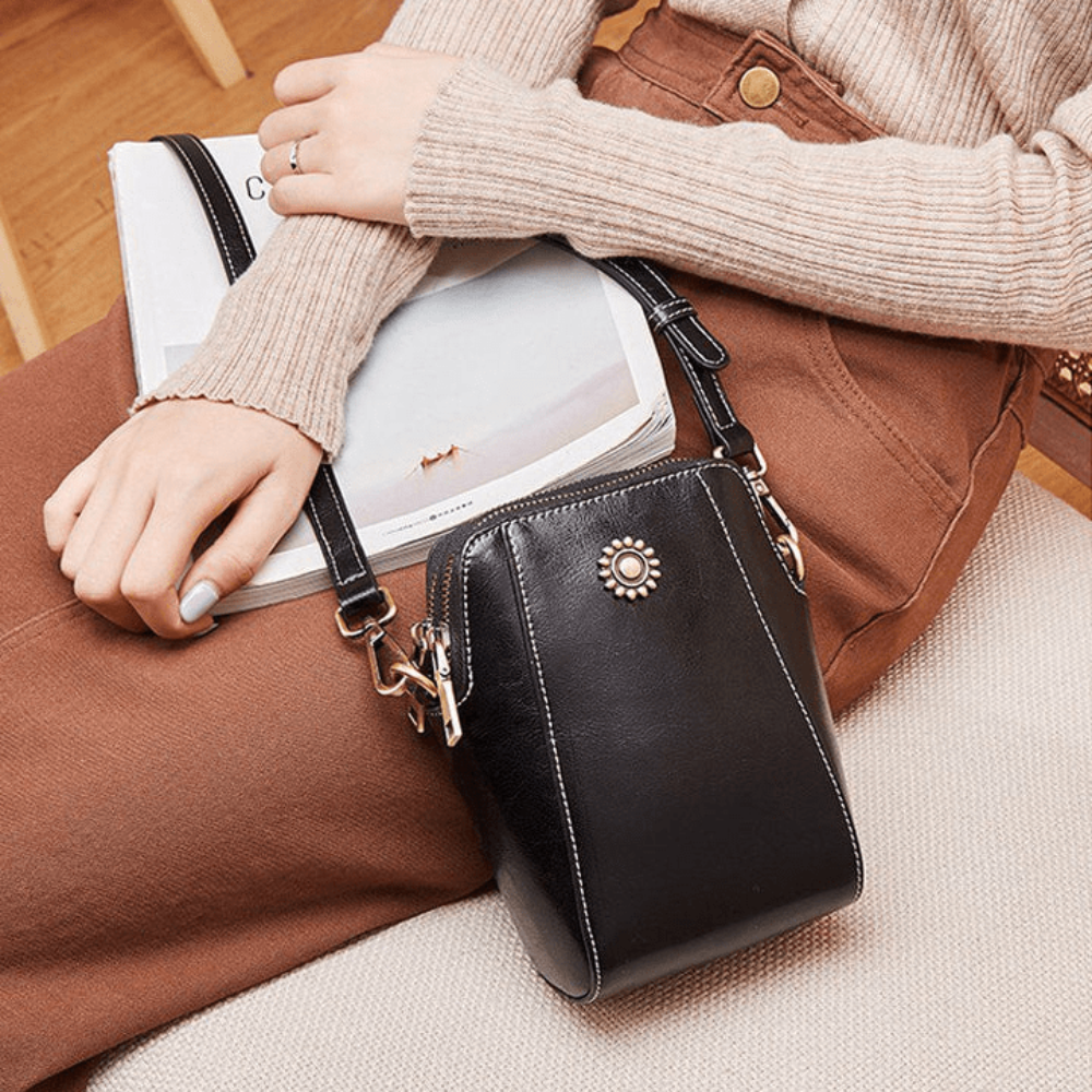 Stylowa damska mini torebka crossbody, lekka i kompaktowa, idealna na ramię.