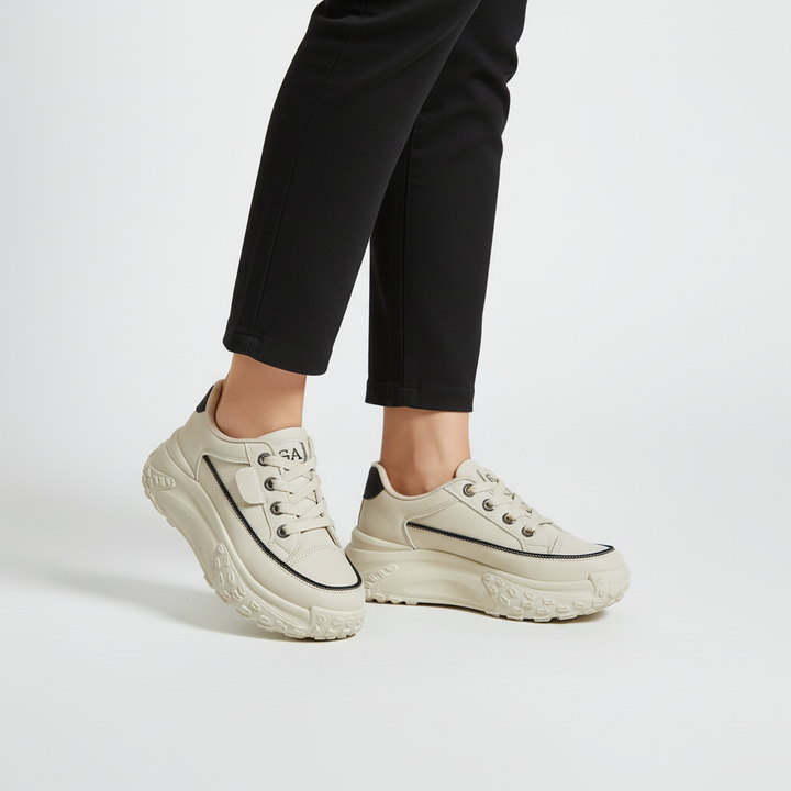 Komfortowe damskie sneakersy Betty z antypoślizgową podeszwą, wspierające stopy. Idealne codzienne buty sportowe.