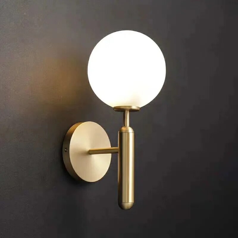 Nowoczesna lampa ścienna LED, czarna lub złota. Oświetlenie dekoracyjne do sypialni i salonu.