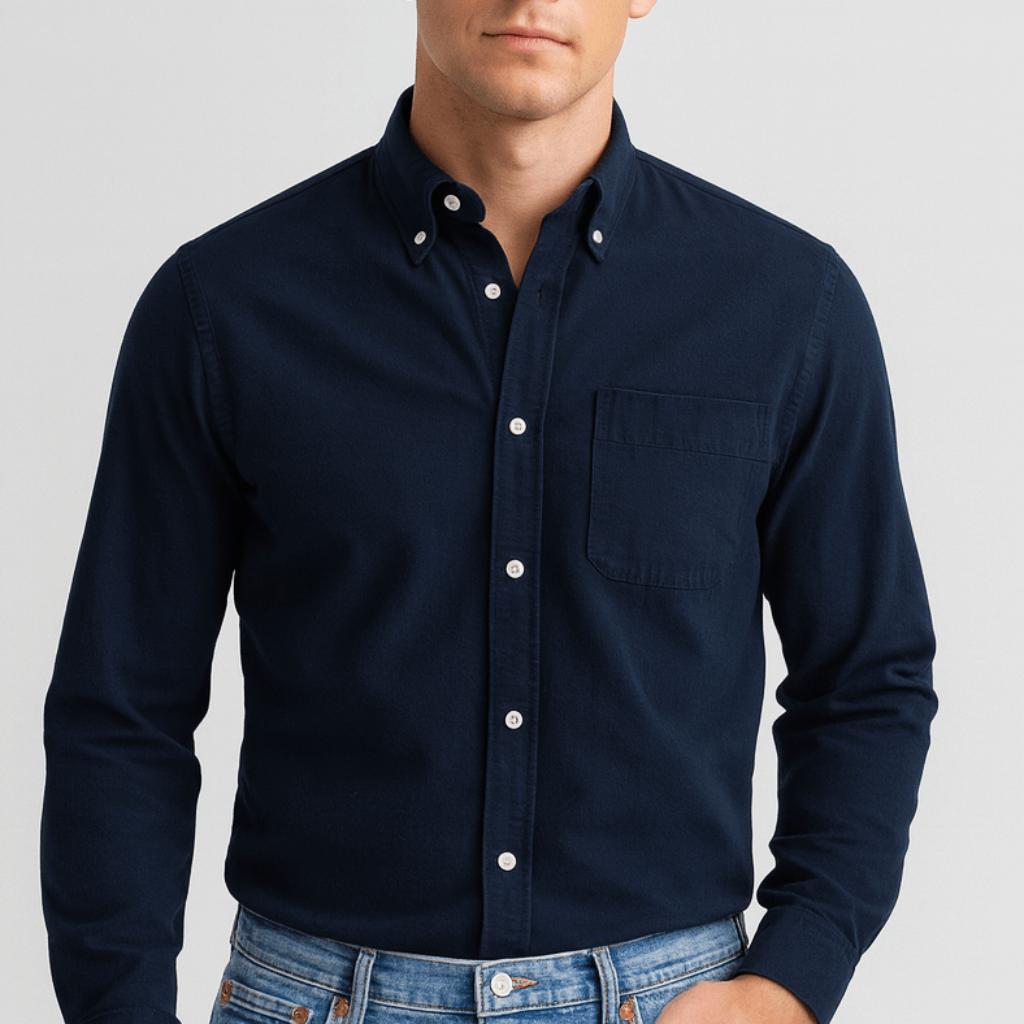 Męska koszula z długim rękawem i guzikami, idealna do eleganckich i casualowych stylizacji.
