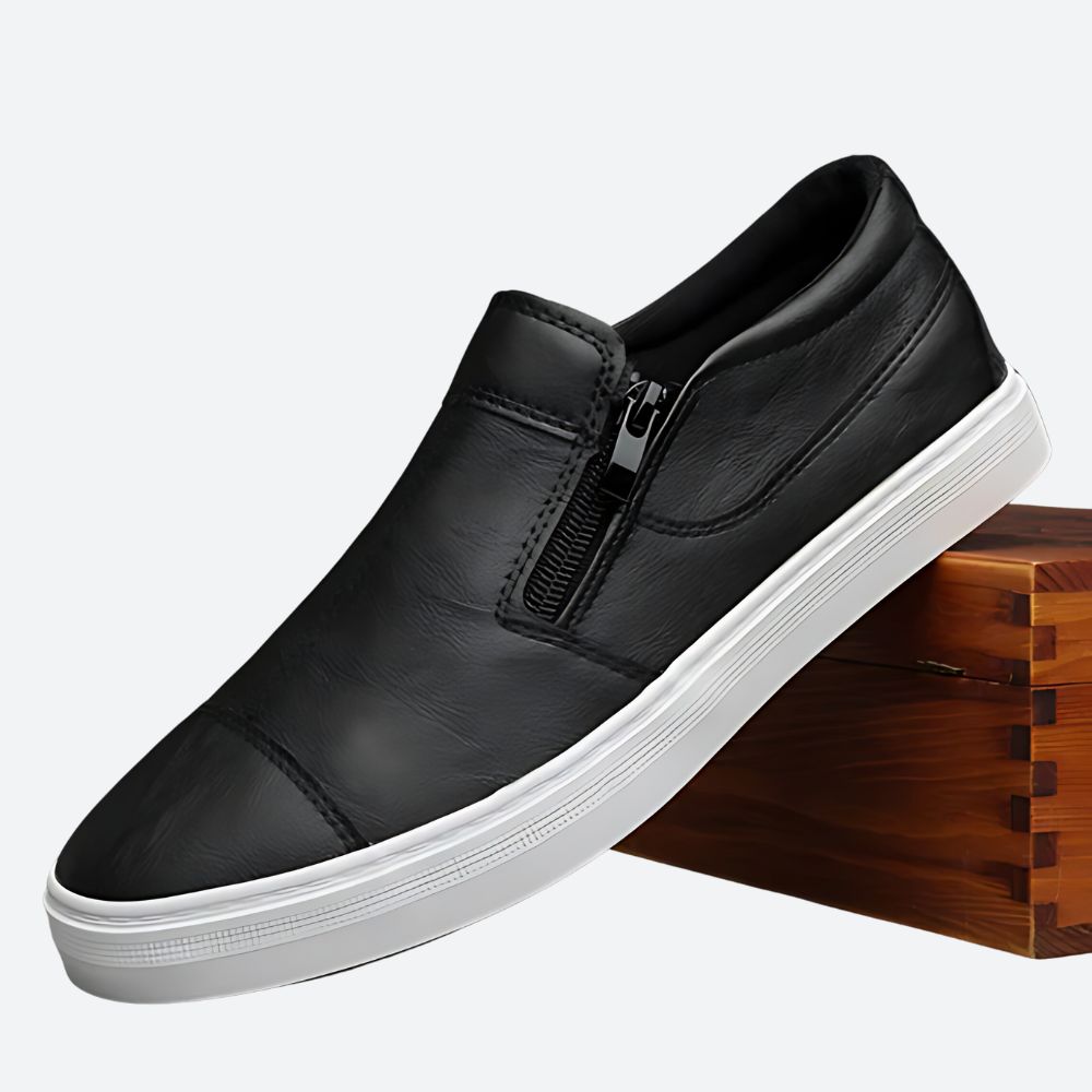 Męskie lekkie buty wsuwane slip-on sneakersy na wiosnę i lato. Wygodne i casualowe obuwie codzienne.
