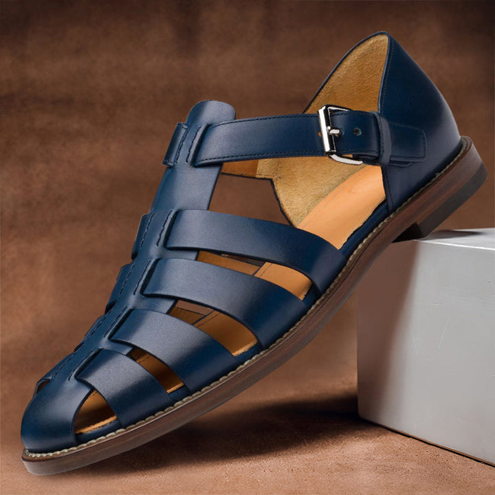 Eleganckie męskie sandały gladiator z klamrami, zapewniające komfort i modny styl rzymski na lato.