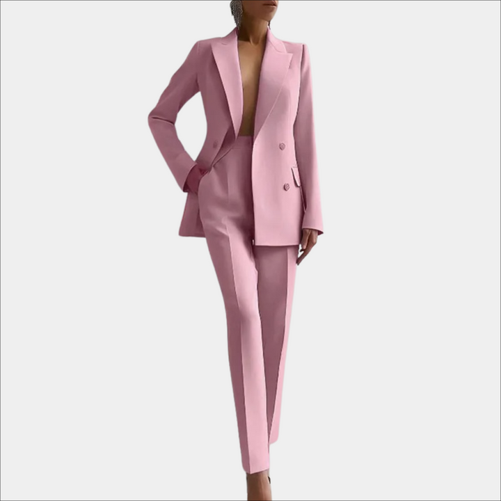Elegancka marynarka damska z wiosenno-letniego garnituru. Klasyczny krój, idealna do biznesowych i smart casualowych stylizacji.