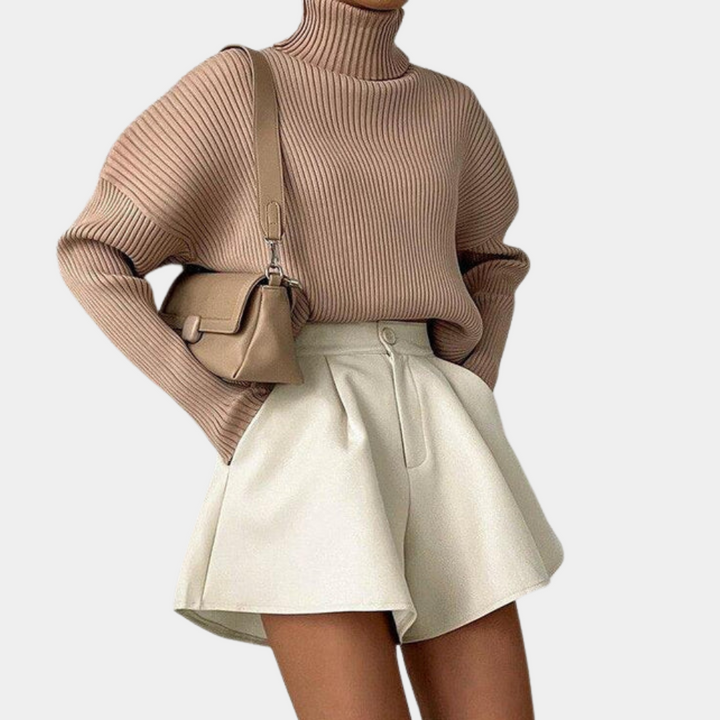 Stylowe szorty damskie na lato, łączące elegancję i komfort. Must-have w letniej modzie damskiej.