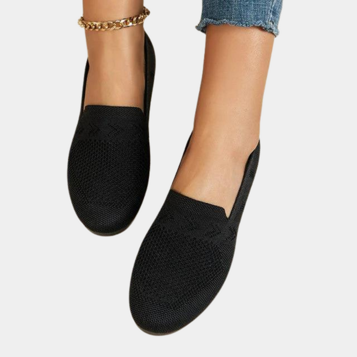 Damskie sneakersy na lato. Przewiewne i stylowe buty, idealne na upalne dni i aktywność.