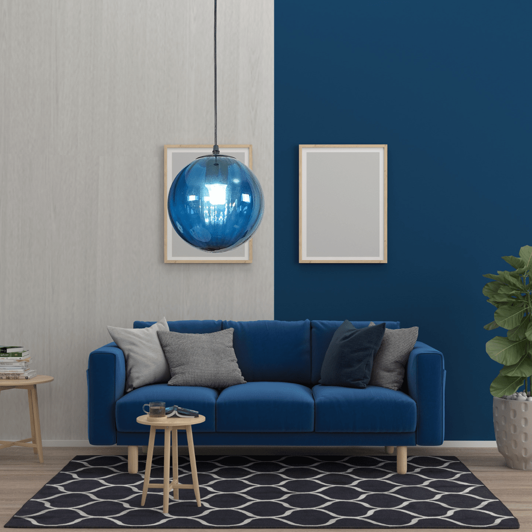 Elegancka lampa wisząca szklana do salonu. Nowoczesne oświetlenie sufitowe. Stylowa dekoracja wnętrz.