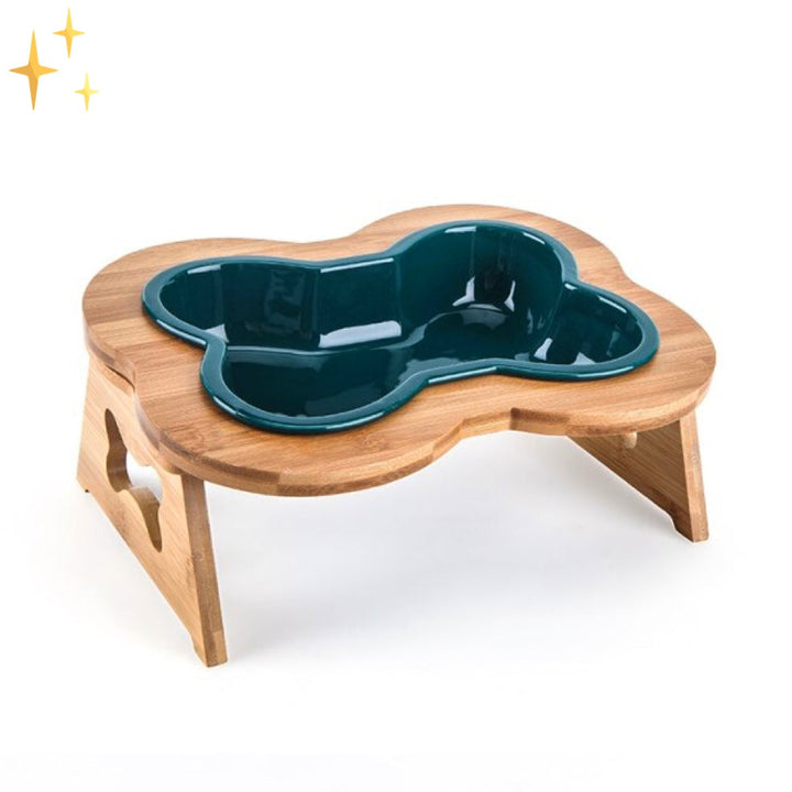 Wysokiej jakości ceramiczna miska dla psa na stabilnej drewnianej podstawie. Podwyższona, ergonomiczna i trwała.