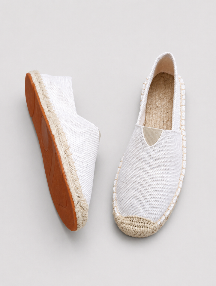 Uniwersalne męskie espadryle wsuwane, idealne do letnich, casualowych outfitów. Lekkie buty.