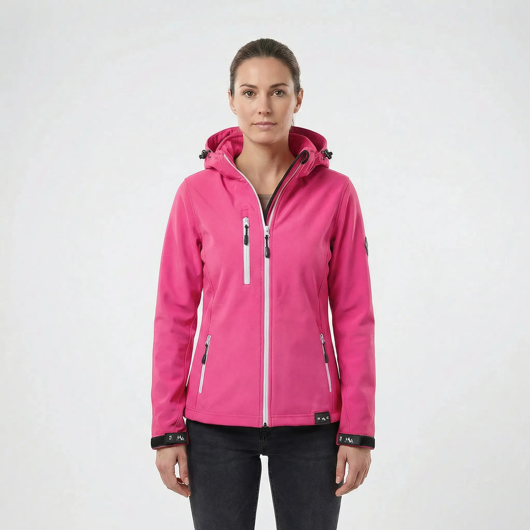 Czerwona damska kurtka softshell Maxima z kapturem. Wiatroodporna i oddychająca odzież outdoorowa.