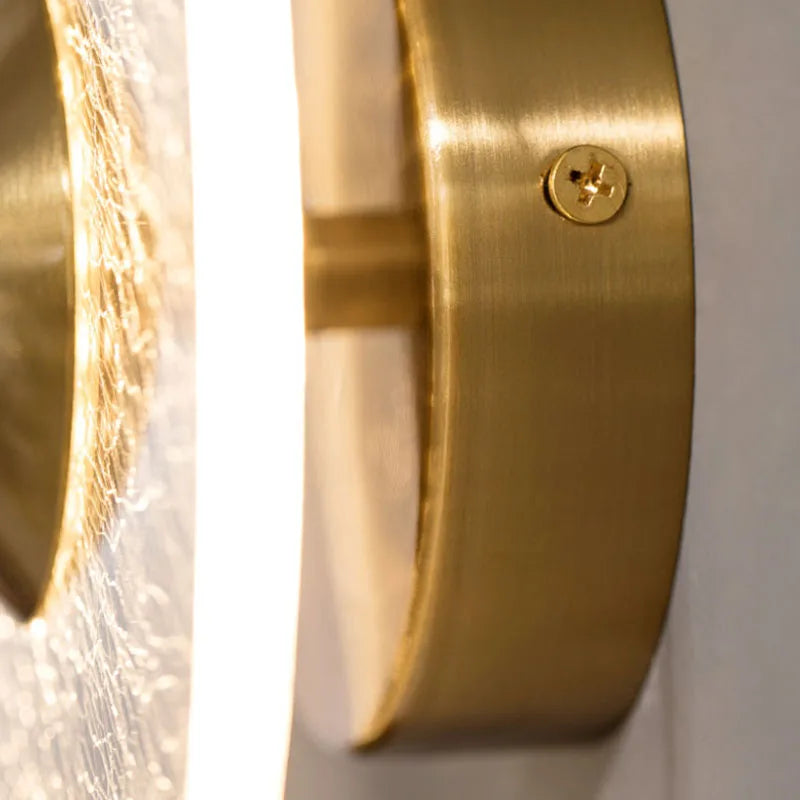 Elegancka lampa ścienna LED Silvane do wnętrz, nowoczesne oświetlenie dekoracyjne dla domu.