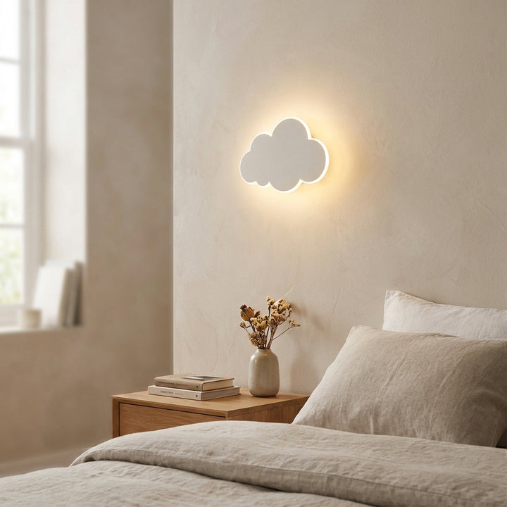 Kinkiet ścienny LED Cloud, ściemnialny, nowoczesna lampa w kształcie chmurki, idealna do pokoju dziecka.