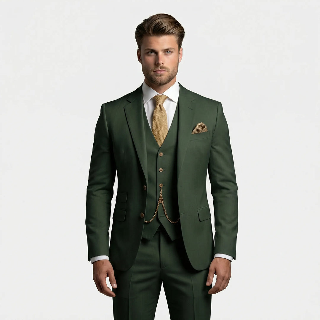Wygodny garnitur męski trzyczęściowy slim fit Yannick, idealny dla mężczyzn ceniących elegancję i komfort.