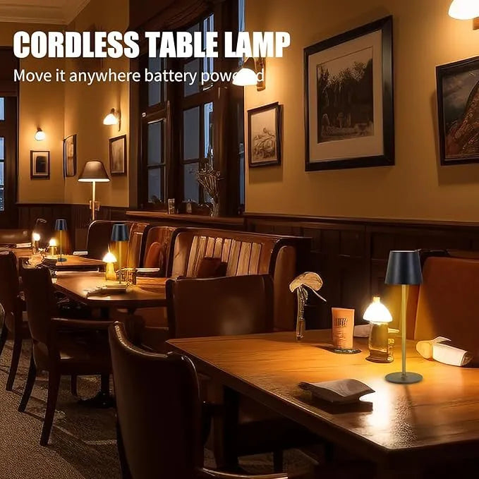 Elegancka lampa stołowa LED, wodoodporna. Bezprzewodowe oświetlenie dekoracyjne do salonu i na taras.