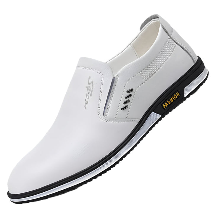 Czarne skórzane buty męskie, uniwersalne do stylizacji eleganckich i casualowych, wygodne obuwie.
